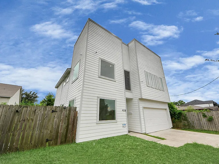 4228 Bellfort St — Photo 48