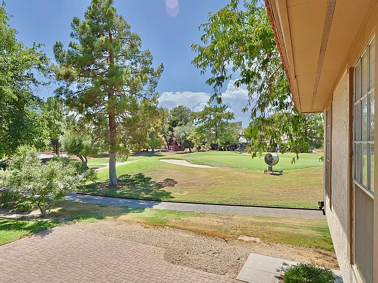 3181 Pinehurst Dr #D — Photo 32