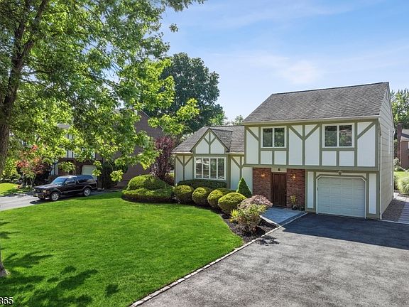 2nd image of 6 Olympia Dr