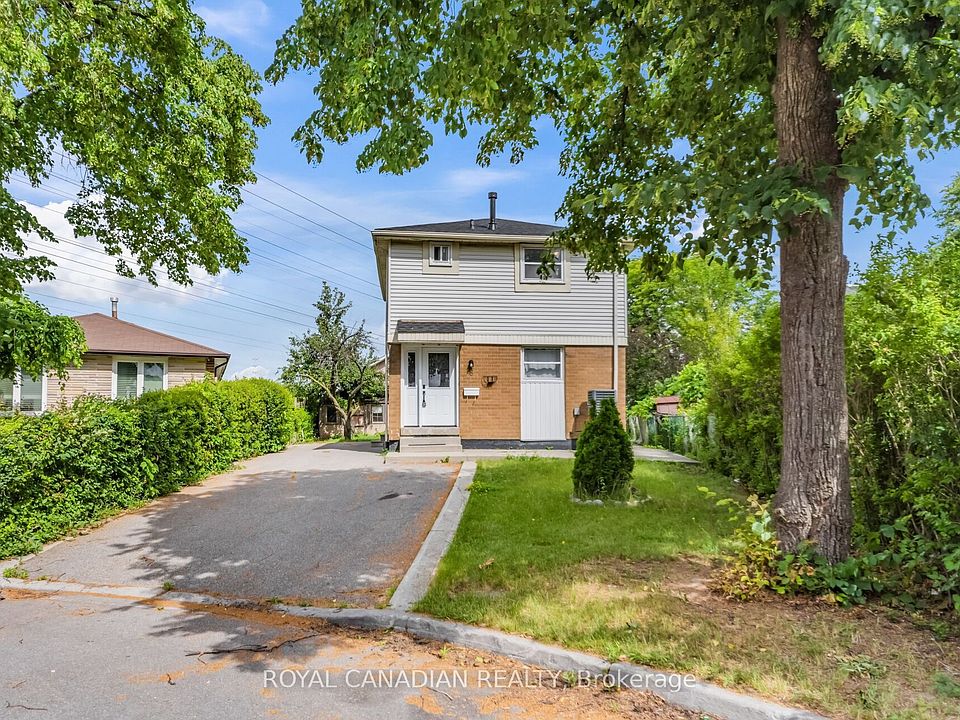 1st image of 6 Damascus Dr