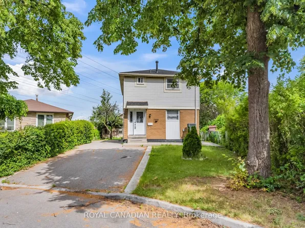 6 Damascus Dr, Toronto, ON M9V 4G1