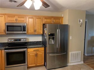 248 Richard St APT 2, Newington, CT 06111