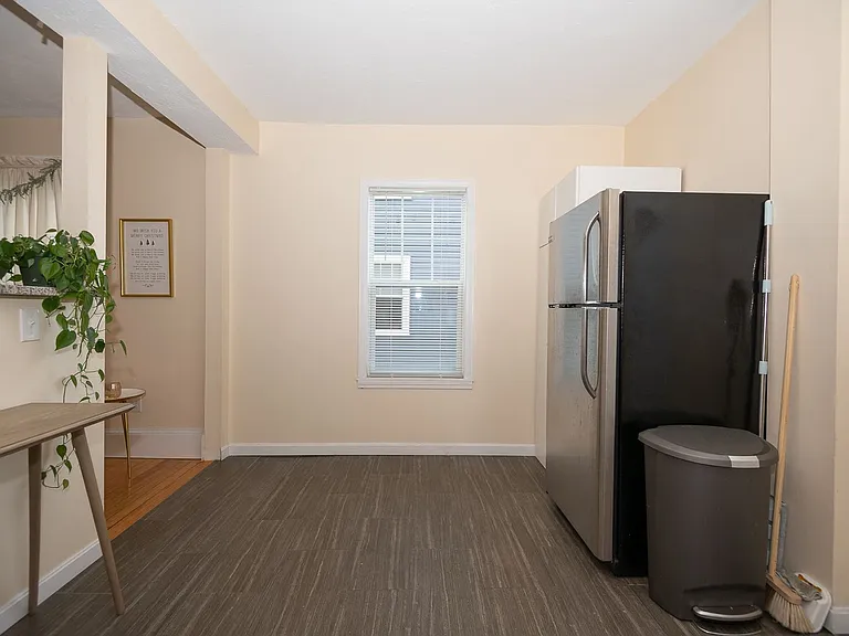 113 Elm St — Photo 10