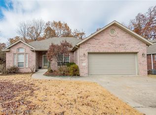 4990 White Tail Way, Springdale, AR 72762