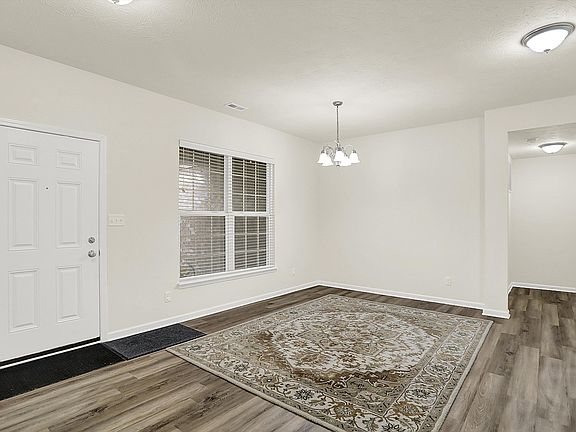 5th image of 4108 Maiden Ct