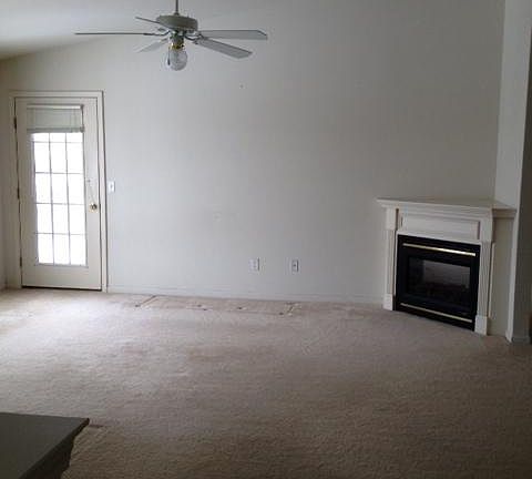 Living Room W/ Fireplace