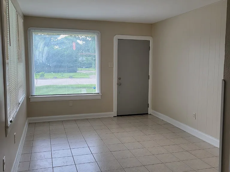 503 N Dilton St — Photo 10
