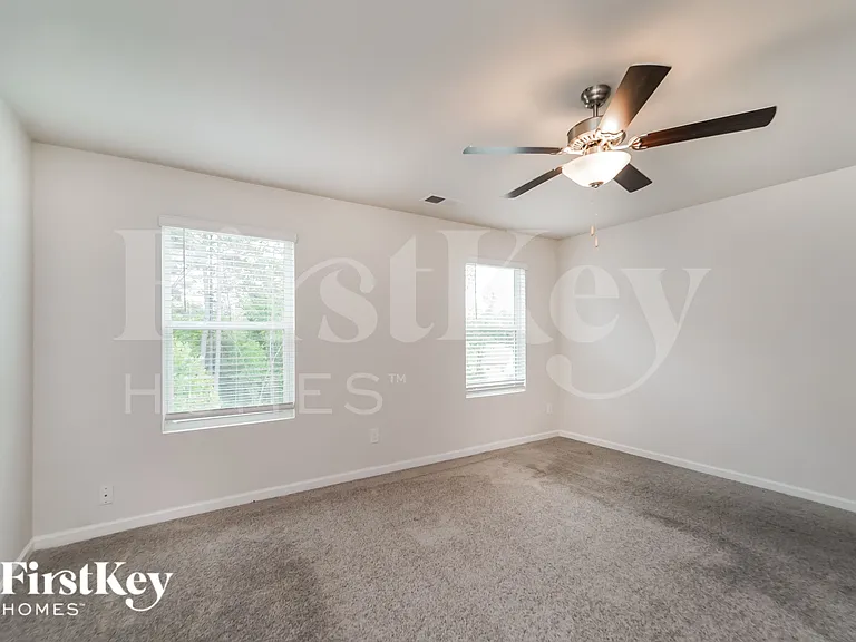 2035 Cypress Village Dr NW — Photo 8
