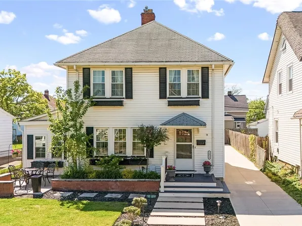 2064 Lincoln Ave, Lakewood, OH 44107