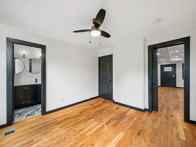380 New Jersey Ave NW — Photo 5