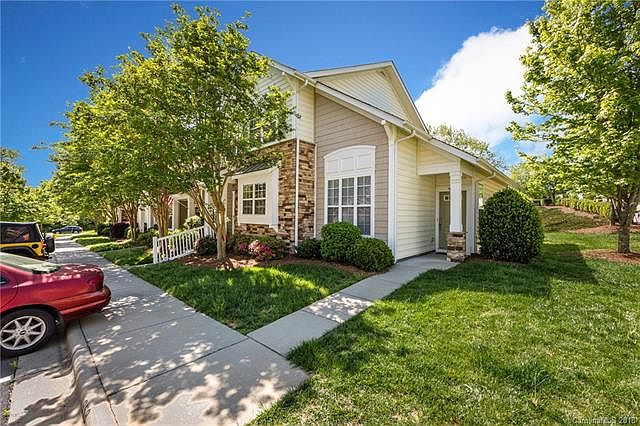 1st image of 958 Copperstone Ln