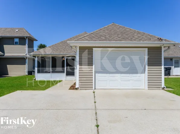 2218 Village Ln, Calera, AL 35040
