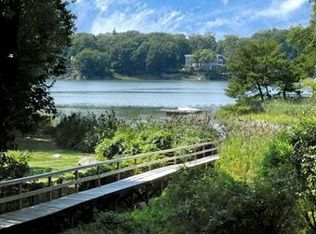 606 Indian Field Rd, Greenwich, CT 06830