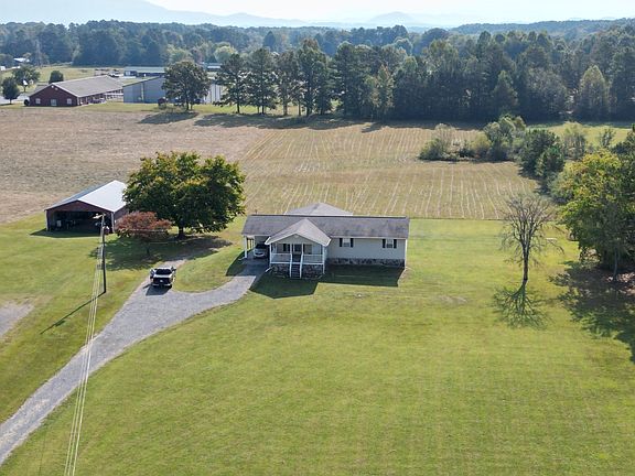 2nd image of 197 Old Kinser Rd SE