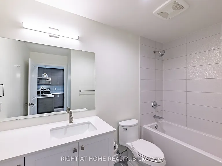 121 Mary St #321 — Photo 16