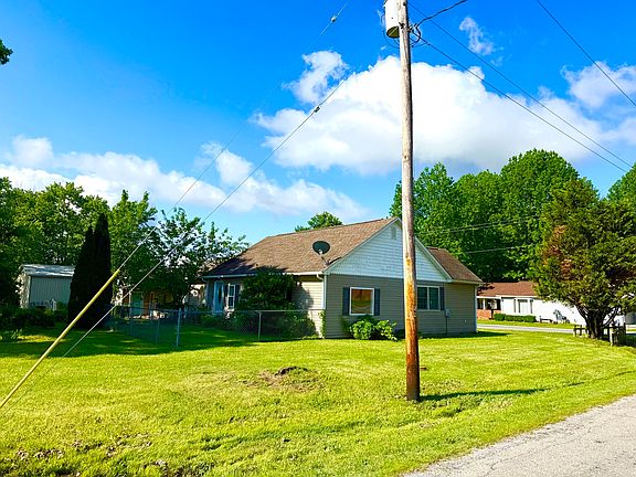 2nd image of 104 McNeil St