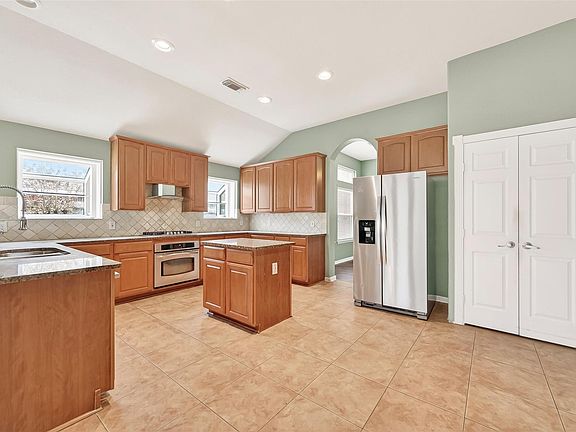 3rd image of 21018 Ripford Ct