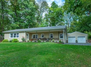 215 Bon View Dr, Denver, PA 17517