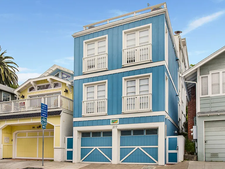 377 Mermaid St — Photo 15