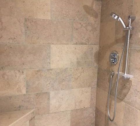 5th image of 6716 Clybourn Ave #1207