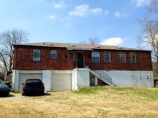 2nd image of 3320 Goodland Rd