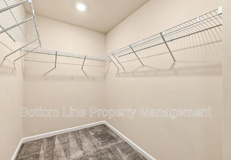460 Glen Clova Dr — Photo 40