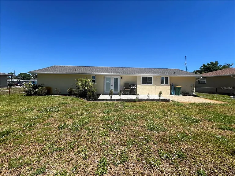 650 Hartford Dr NW — Photo 35