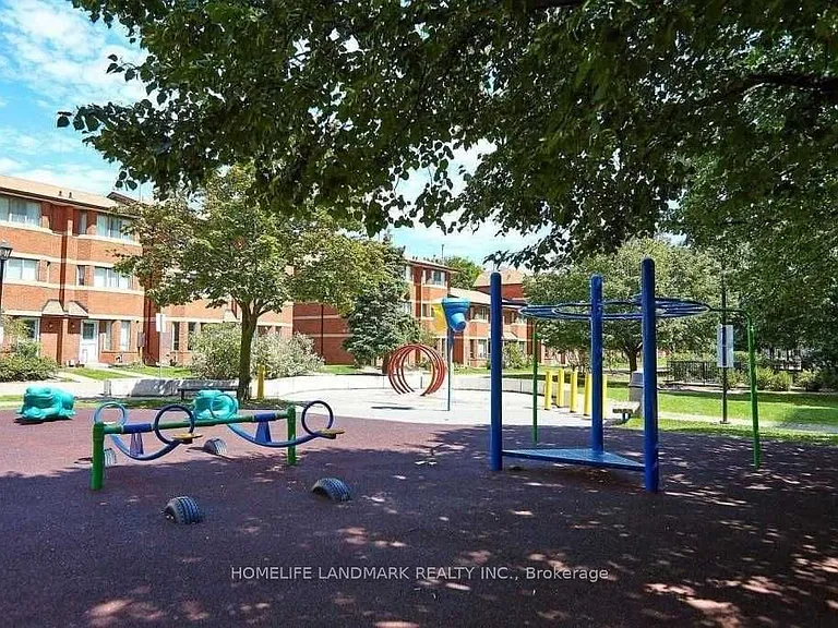 2460 Eglinton Ave E #901 — Photo 34