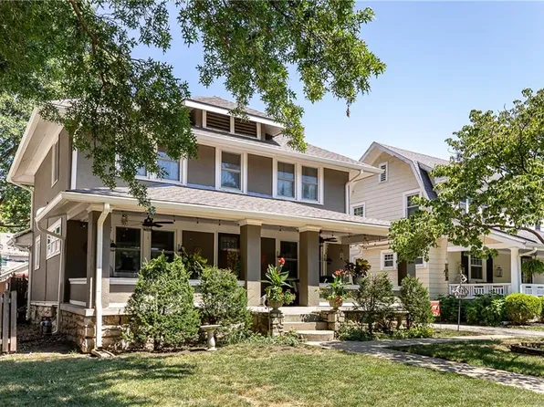 7105 Pennsylvania Ave, Kansas City, MO 64114