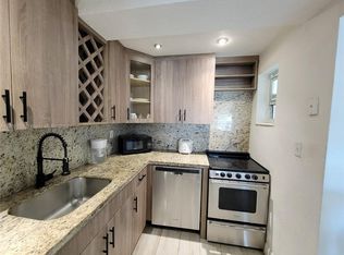 8609 SW 68th Ct #5, Pinecrest, FL 33156