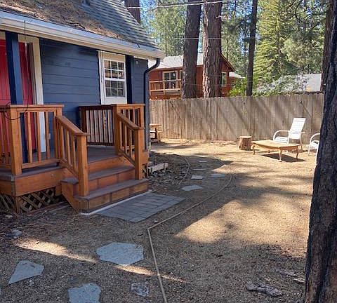 2nd image of 957 San Francisco Ave #B