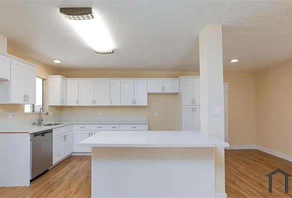 6320 Shawnee Ave — Photo 18