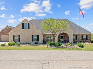 2016 E 154th St N, Skiatook, OK 74070