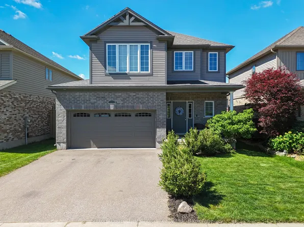 21 Brown St, Perth South, ON N5A 0B8