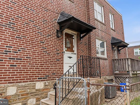 2nd image of 2755 Rhawn St