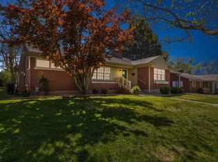 212 Sterling Ave, Mount Sterling, KY 40353