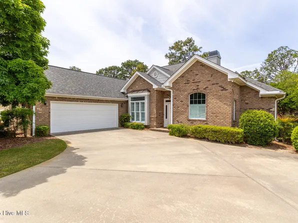 100 Paddock Lane, Southern Pines, NC 28387