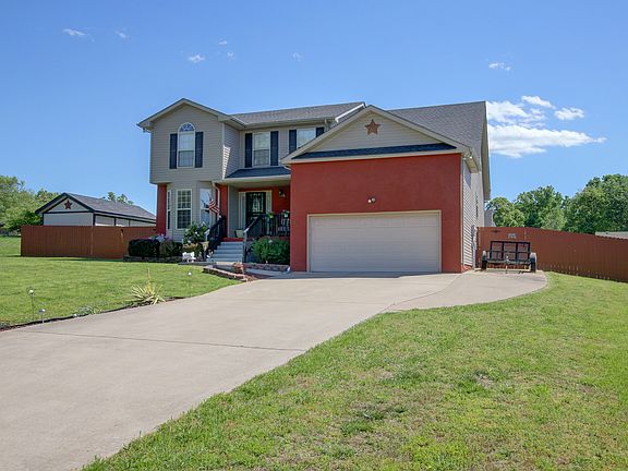 4th image of 490 Kristie Michelle Ln