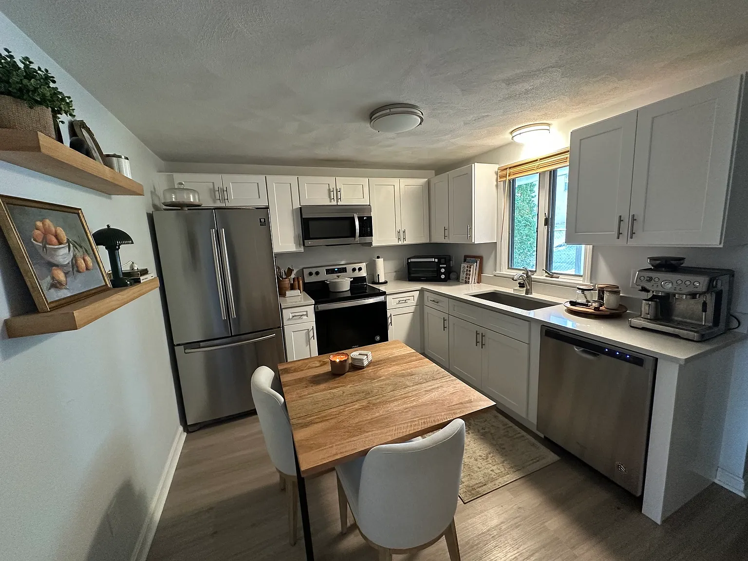 2 bed, 1.5 bath, $2,250 — Photo 2