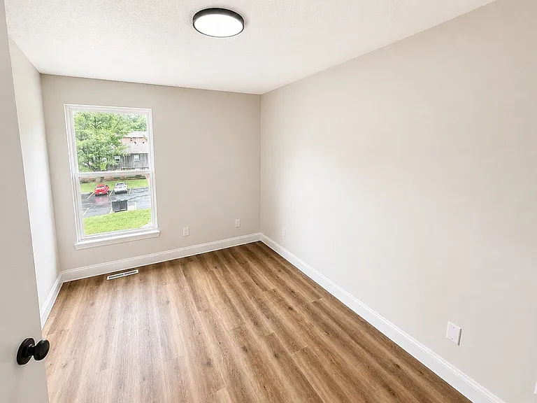 608 N Gallatin St — Photo 9