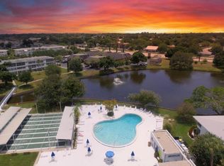 11201 80th Ave APT 303, Seminole, FL 33772