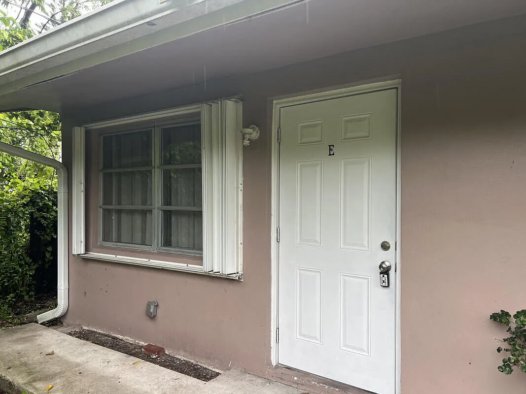 1 bed, 1.0 bath, 850 sqft, $1,820 — Photo 2