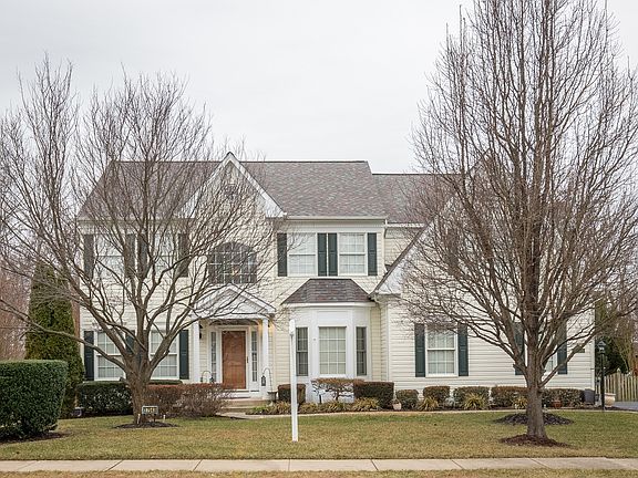 2nd image of 17948 Swans Creek Ln