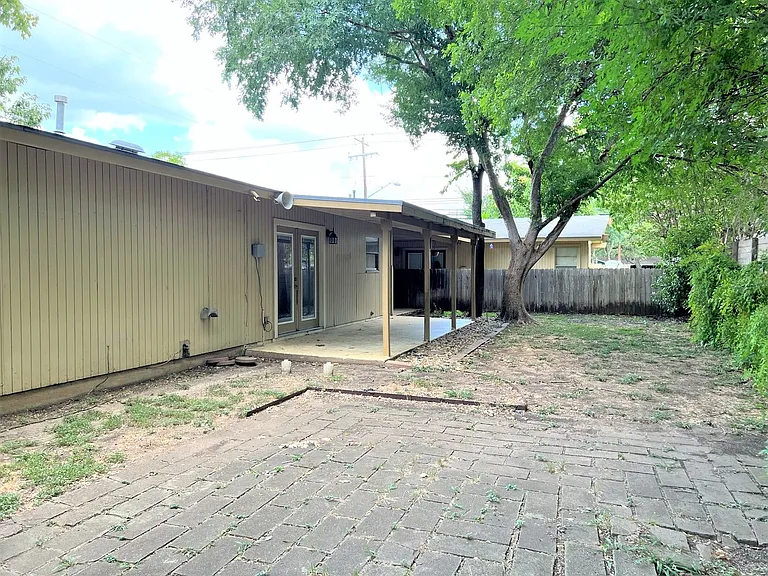 5011 Finley Dr — Photo 21