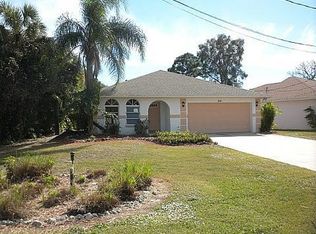 814 8th Ct W, Naples, FL 34108