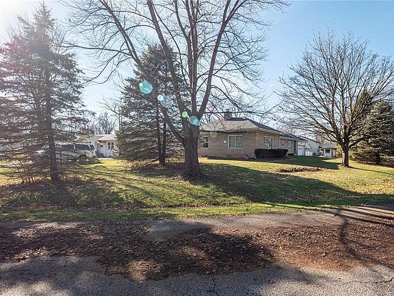 3rd image of 1740 E Hamblen Dr