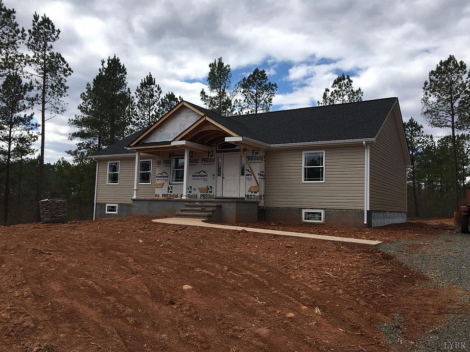 2nd image of 126 NE Stonefield Ct