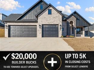 1506 Lookout Ln, Cave Springs, AR 72718