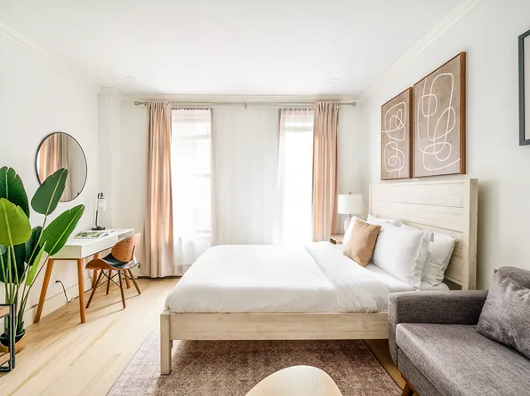 1597 York Avenue image 1 of 21