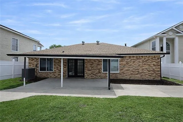 1401 Drake Ln — Photo 18